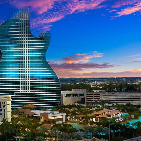 Young Circle & Hollywood Blvd Posh Studio Suite Εξωτερικό φωτογραφία