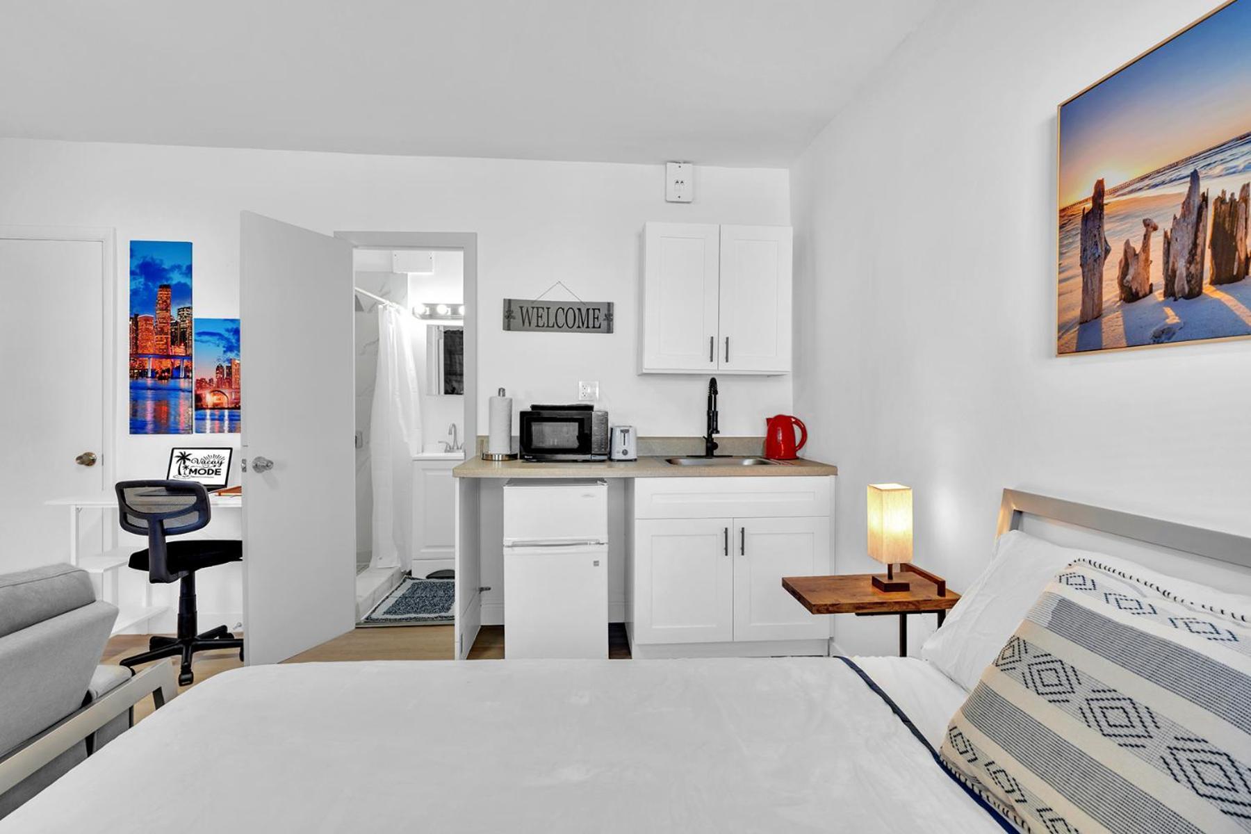 Young Circle & Hollywood Blvd Posh Studio Suite Εξωτερικό φωτογραφία